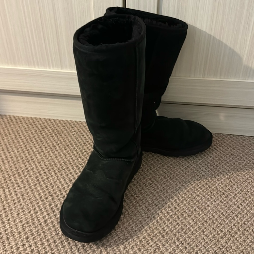 Size 8 Black Tall UGGs